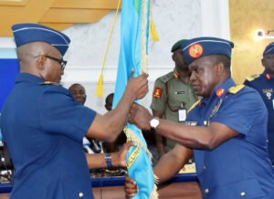 Read more about the article New Air Chief assumes duty as Amao bows out
