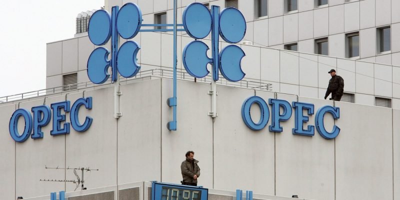 You are currently viewing Nigeria, other OPEC members agree to cut oil production volumes