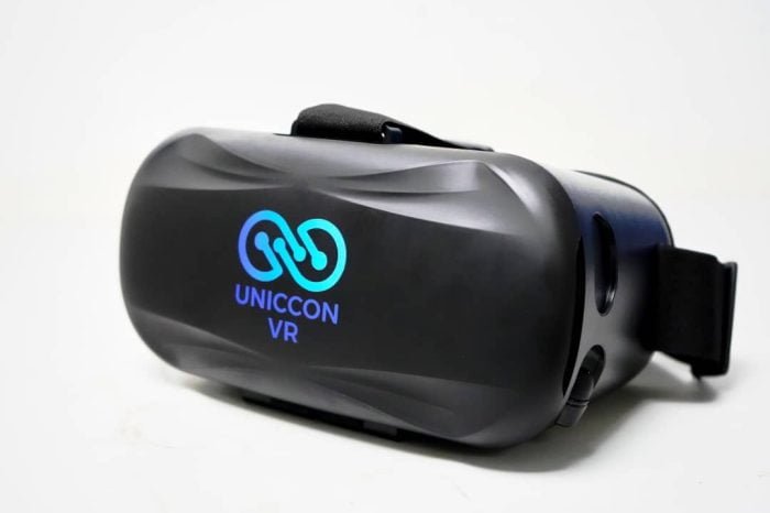 Uniccon Virtual Reality (VR) headset