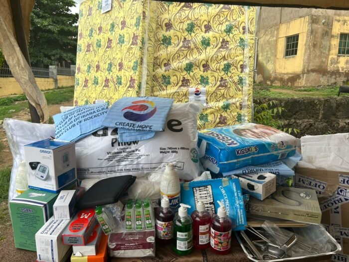 You are currently viewing Rotary donates neonatal supplies to health facility in Ogun