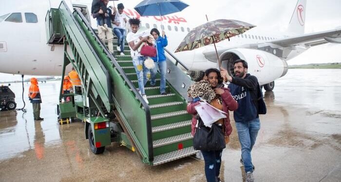 Read more about the article France, Italy to evacuate citizens from Niger