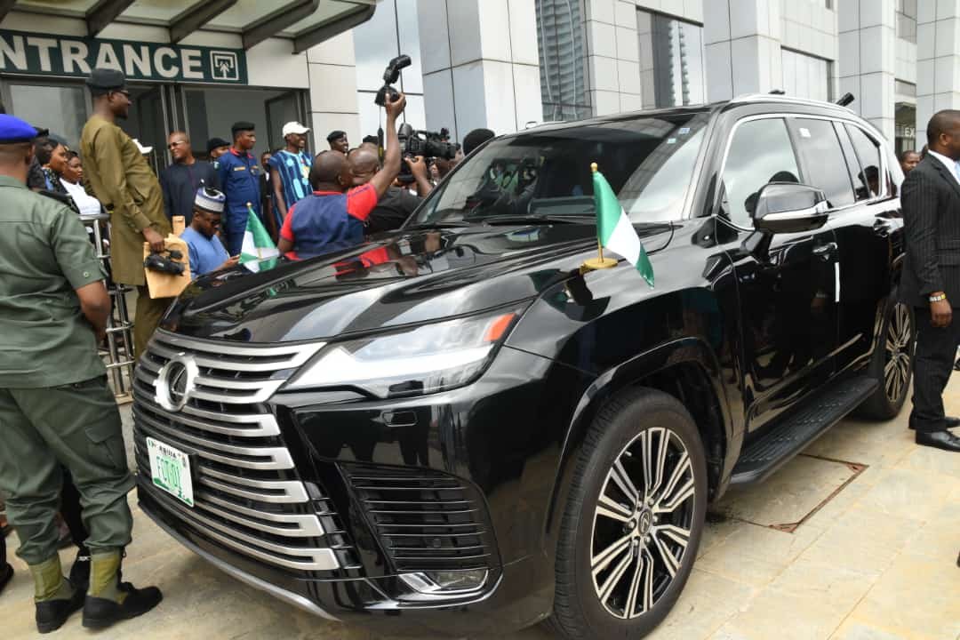 Read more about the article I didn’t purchase N300m bullet proof SUV – Wike