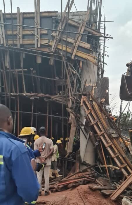 Read more about the article FEMA rescues construction worker trapped in collapsed structure in Abuja