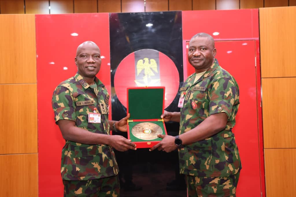 Read more about the article Don’t let Nigeria down” – Defence Chief admonishes troops