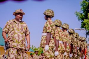 Read more about the article Insurgency: Defence Minister, Service Chiefs visit Maiduguri