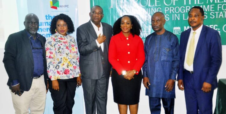 L-R: Mr Tunde Olalere, Secretary of Lagos State Council of NUJ; Mrs Chinyere Joel-Nwokeoma, Senior Editor at News Agency of Nigeria; veteran journalist, Gbenga Onayiga; Joy Emeaghara of Chevron Nigeria, Mr Adeleye Ajayi, Chairman of Lagos State Council of NUJ; a seasoned journalist, Dr Ovie Edomi; at a training on business reporting in Lagos on Monday