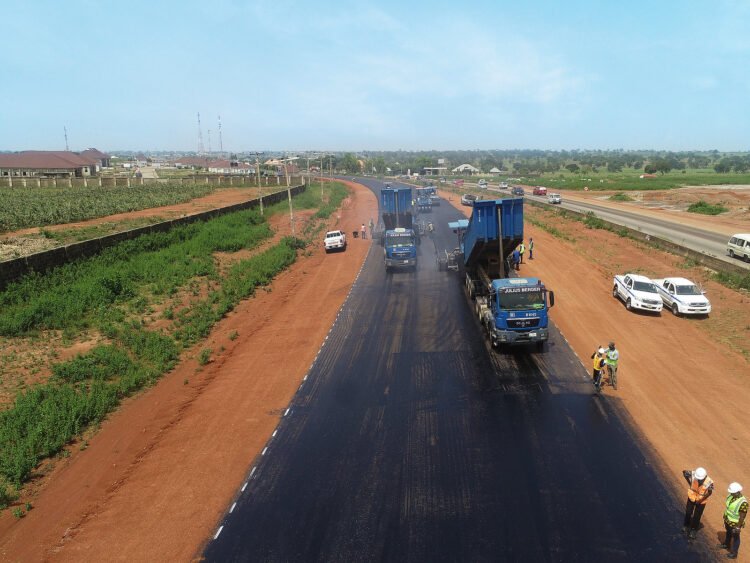Read more about the article FG says Abuja-Kano dual carriageway will be delivered in 2026