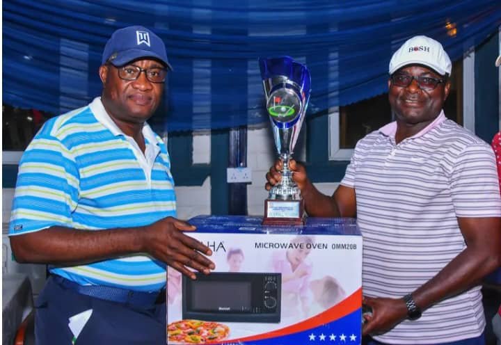 You are currently viewing Armed Forces Remembrance Day: Salami emerges overall golf winner