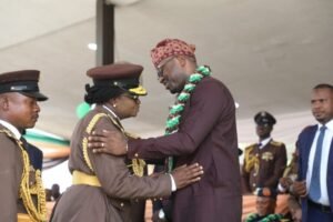 Read more about the article Remain diligent, dedicated to service, outgoing NIS boss charges personnel