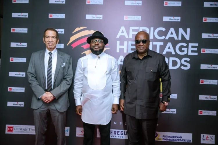 L-R: Former President of Botswana, Lt. Gen.- Khama Ian Khama, Chairman Heritage Times, Moses Siasia, Former President of Ghana, John Mahama