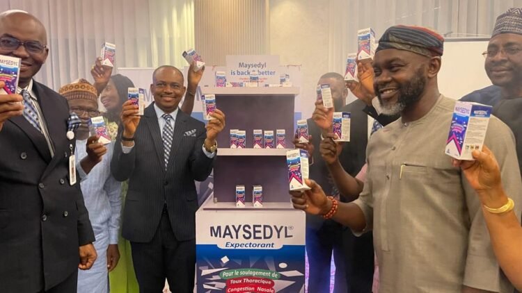 Standing third from left, Mr Patrick Ajah, Managing Director, May & Baker Nigeria Plc and Mr Chigozie Maduneme, Head of Sales May & Baker, first left, with the company's Customers/Distributiors, unveiling the new Maysedyle at the 2024 Customer Forum held yesterday at the Diamond Hotel Lagos