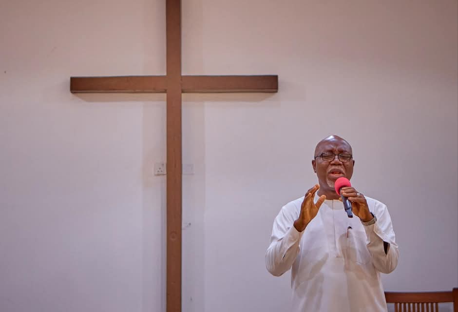 Aiyedatiwa greets Christians at Easter, preaches love, unity