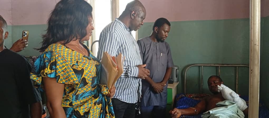 Easter: C’River Lawmaker settles medical bills of 21 patients