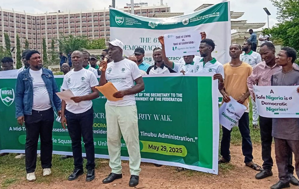 25 years of democracy: Nigerians celebrate with solidarity walk