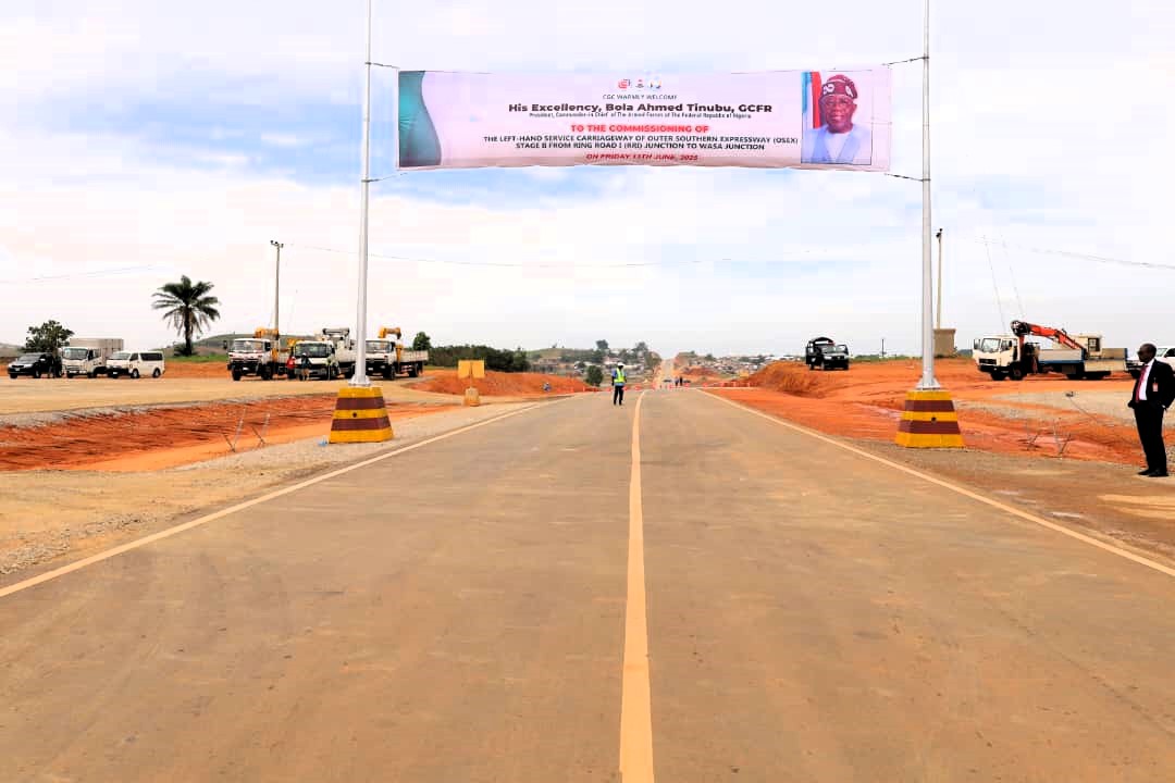 Wike promises to dualised Apo to Wassa road  