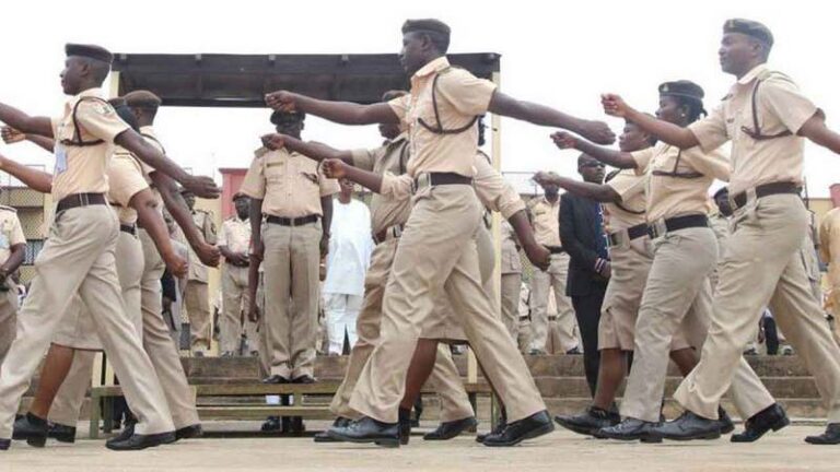 Nigeria paramilitary