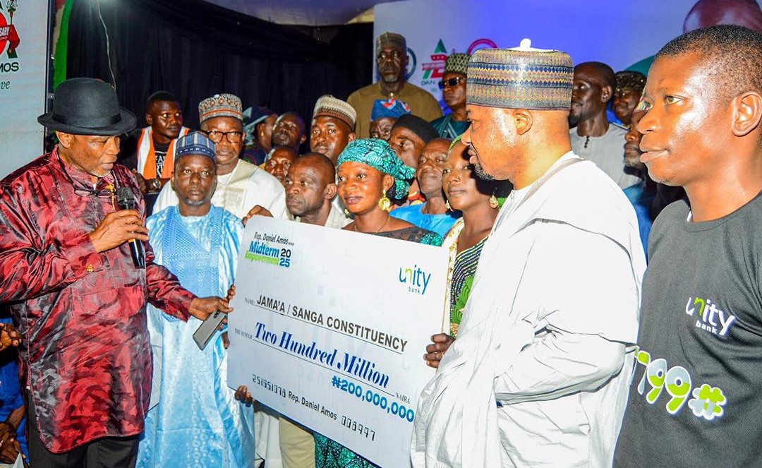 Kaduna lawmaker empowers 3,000 constituents with N400m 