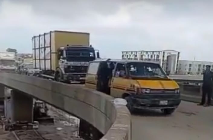 Vandalism of manhole covers, guardrails, road lights worries Lagos residents