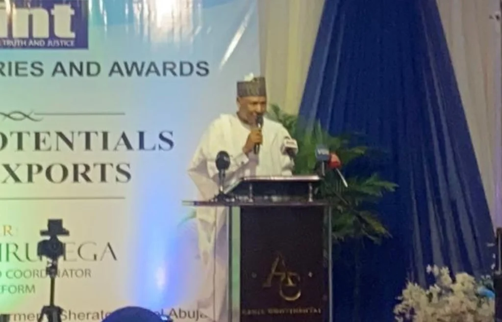 Minister urges media to keep nation united