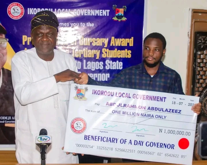 One-day Lagos gov. gets N1m award in Ikorodu