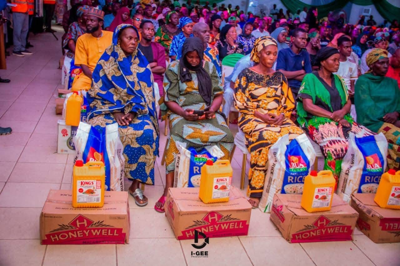RHI donates N500m, assorted items to flood victims