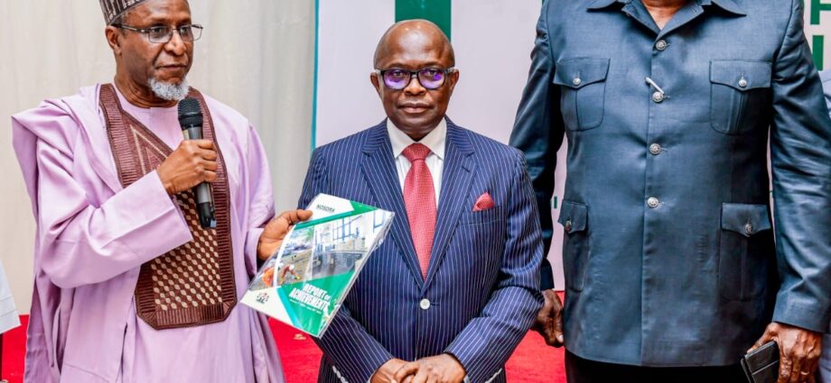 Minister commends NOSDRA’s achievements, relaunches Environmental Sensitivity Index Map Minister commends NOSDRA’s achievements, relaunches Environmental Sensitivity Index Map