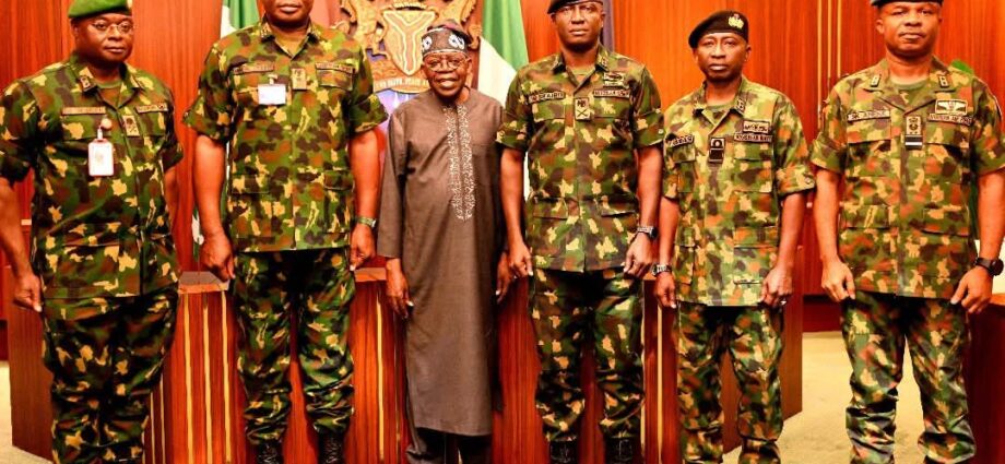 Tinubu meets newly appointed service chiefs Tinubu meets newly appointed service chiefs