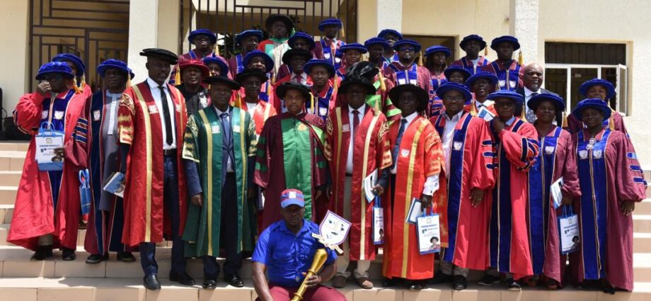 VC urges exploration of economic theories VC urges exploration of economic theories