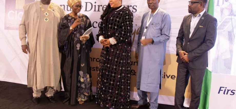 Stakeholders seek stronger governance collaboration between government, private sector Stakeholders seek stronger governance collaboration between government, private sector