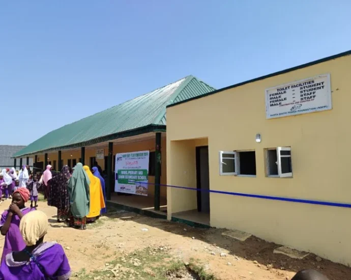 Foundation renovates, equip community school in Niger Foundation renovates, equip community school in Niger