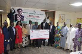 Maternal, child health: Seyi Tinubu donates drug bank to National Hospital Abuja Maternal, child health: Seyi Tinubu donates drug bank to National Hospital Abuja