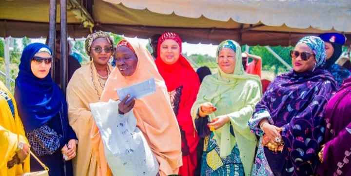 Katsina lawmaker’s wife empowers 1,000 rural women