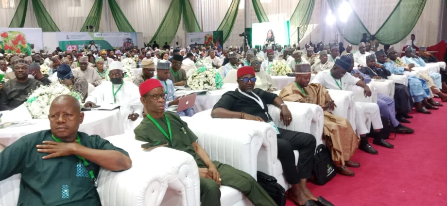 FG vows to sustain drop in food prices