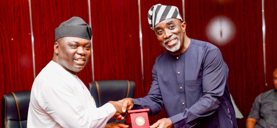 Nigeria sugar coy, group partner Taraba govt on sugar project