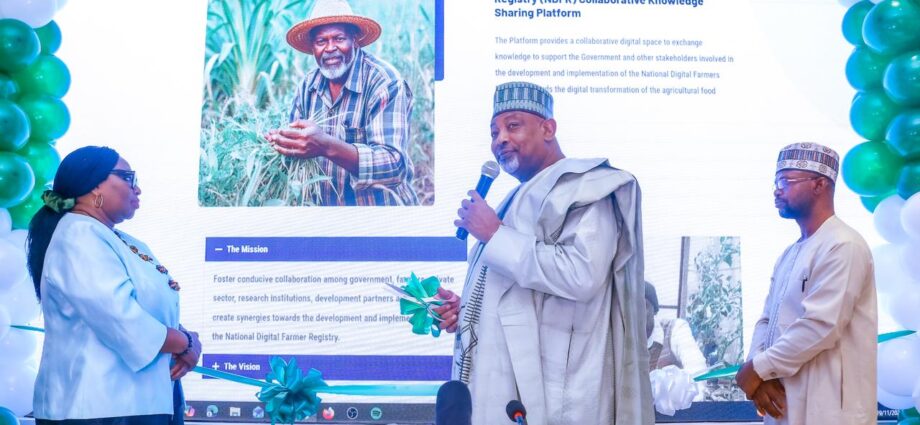 FG unveils digital farmers registry collaborative platform FG unveils digital farmers registry collaborative platform