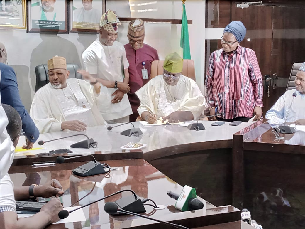 FG signs MoU on agricultural produce traceability system, farmland monitoring