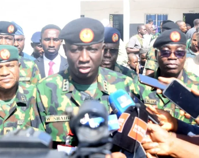 Remembrance: COAS leads personnel in prayer, pays tribute to late Lt.-Gen. Lagbaja