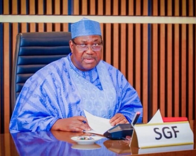 Akume hails digital shift as Nigerians civil service goes paperless