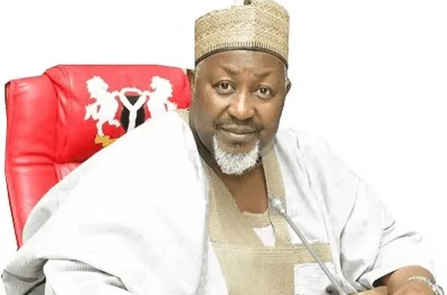 Defence minister Badaru Abubakar resigns ‎