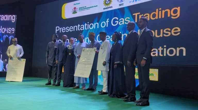 FG unveils pioneer gas trading licence, clearing authorisation