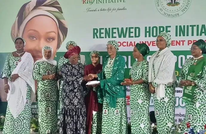 First lady urges Nigerians to prioritise elderly, supports 250 military veterans in Abuja