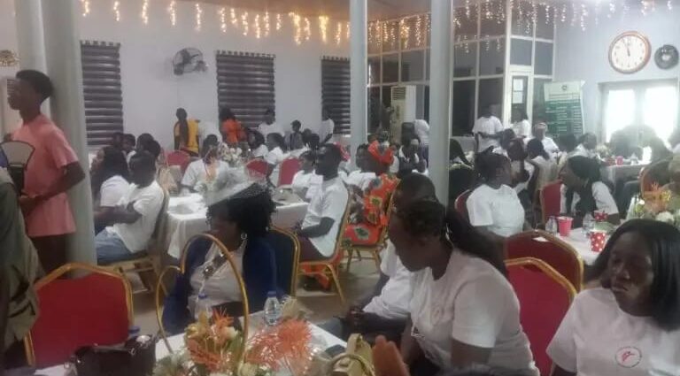 Foundation seeks early care for children living with scoliosis Foundation seeks early care for children living with scoliosis