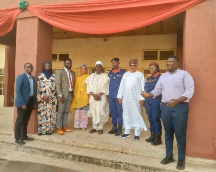 Experts call for improved welfare to retain medical workers