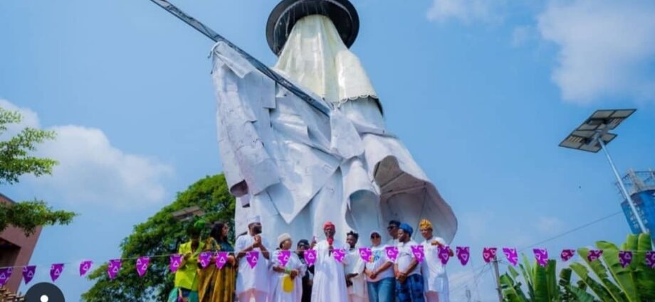 Sanwo-Olu unveils 32-foot Eyo monument in Lagos