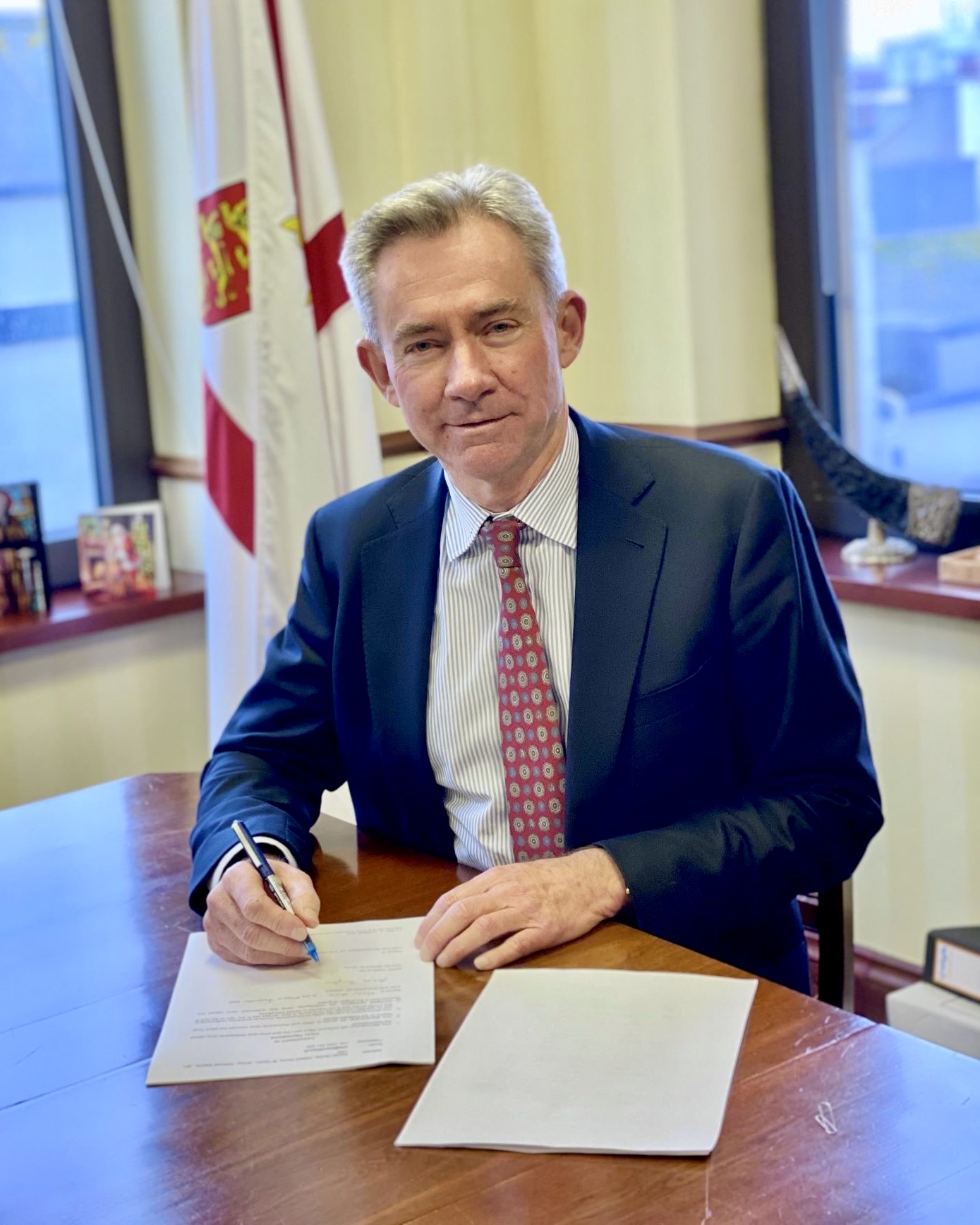 UK deepens anti-corruption cooperation with Nigeria, to return 9.5m dollars UK deepens anti-corruption cooperation with Nigeria, to return 9.5m dollars