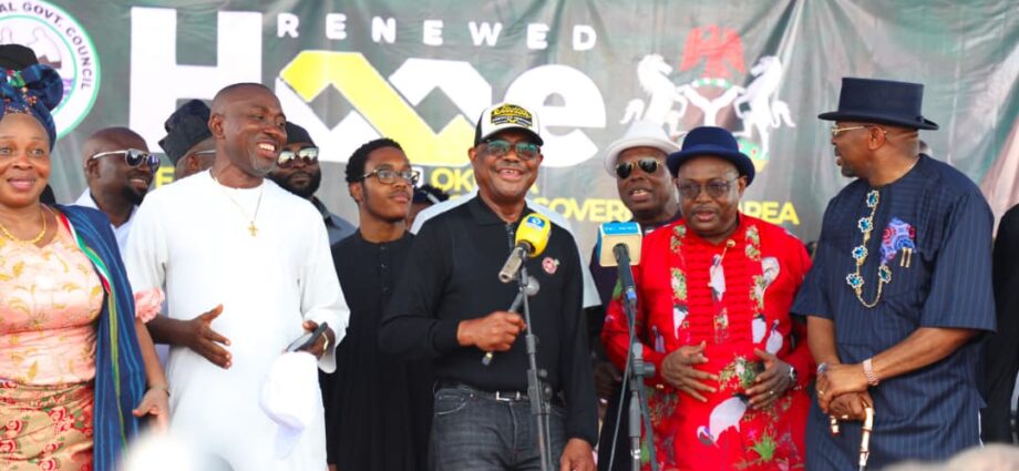 Rivers Ijaw People’s Congress abandons Fubara for Wike 