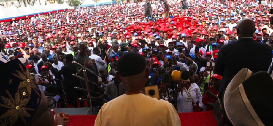 Wike replies those calling for his sack