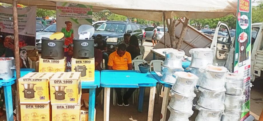 Stakeholders cushion climate change impact with clean cooking technologies Stakeholders cushion climate change impact with clean cooking technologies