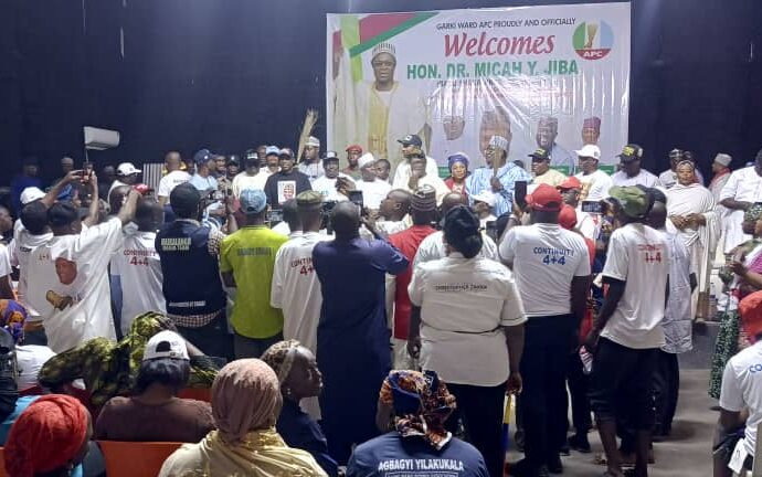 FCT: Minister, AMAC Chairman receive ex-lawmaker, Jiba, into APC FCT: Minister, AMAC Chairman receive ex-lawmaker, Jiba, into APC