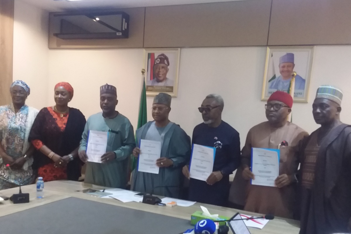 Gov. Sani strengthens ties with NIPR, signs MoU Gov. Sani strengthens ties with NIPR, signs MoU